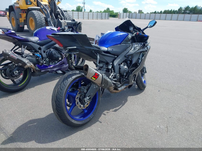 2020 YAMAHA YZFR6 — zdjęcie 4
