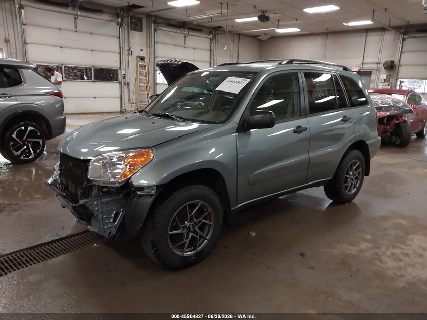 2005 Toyota RAV 4, Front End, IAAI, VIN JTEHD20V150072309 — photo 2