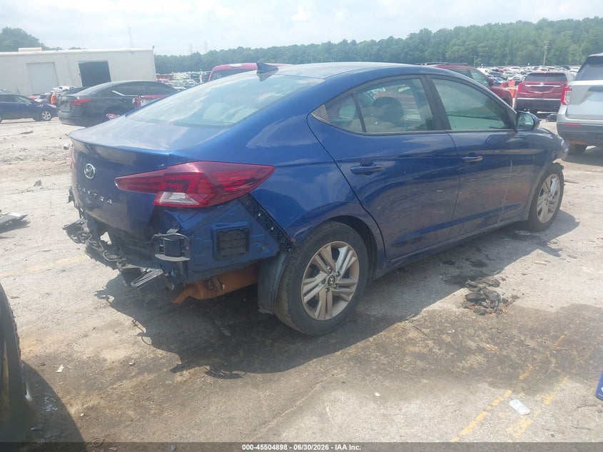 2019 HYUNDAI ELANTRA auction photo 4