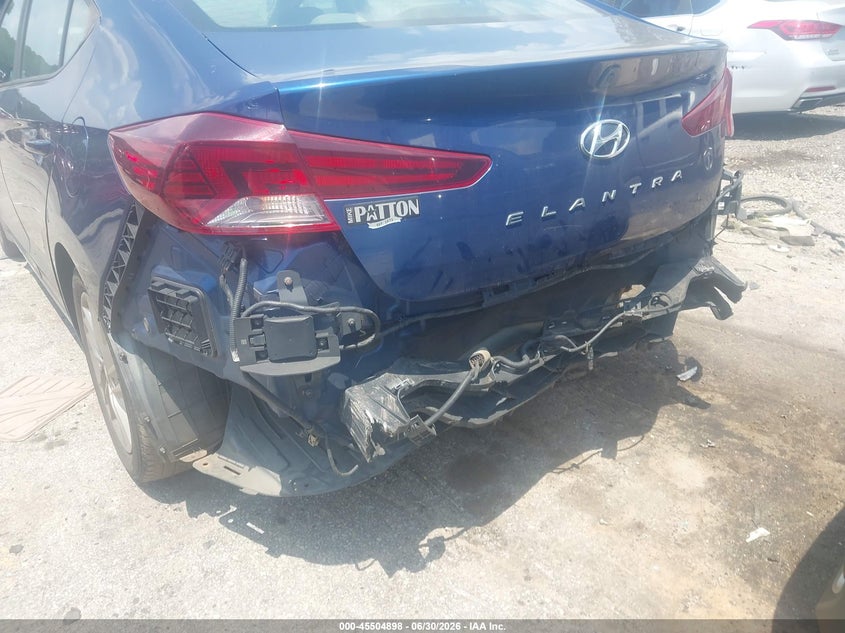 2019 HYUNDAI ELANTRA auction photo 6