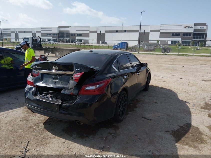 2018 NISSAN ALTIMA auction photo 4