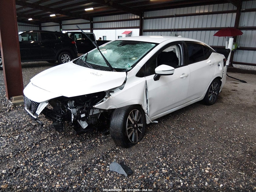 2021 NISSAN VERSA auction photo 2