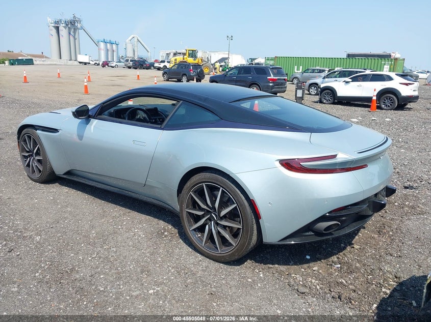 2017 ASTON MARTIN DB11 auction photo 3