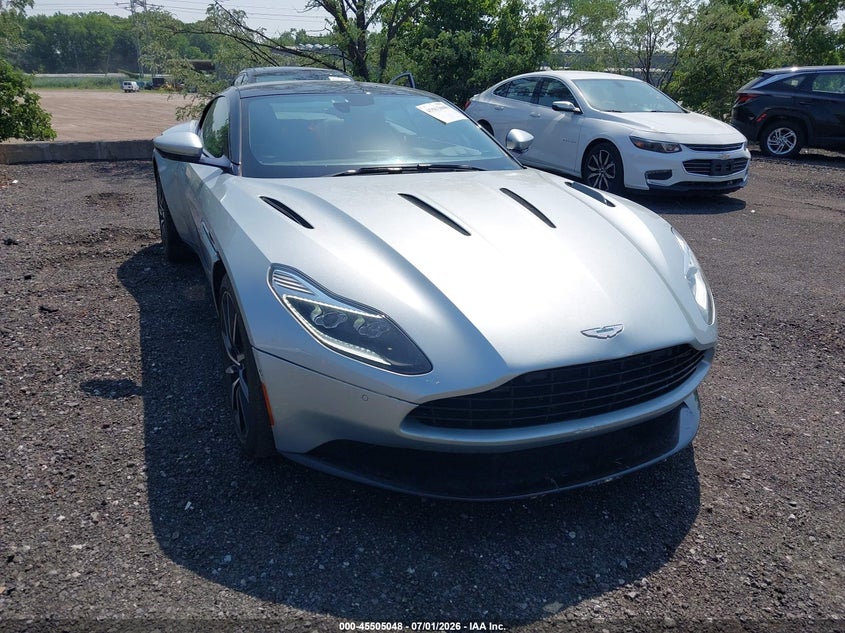 2017 ASTON MARTIN DB11 auction photo 6