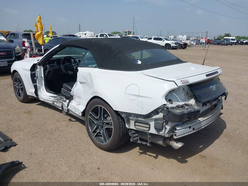 2022 FORD MUSTANG auction photo 3
