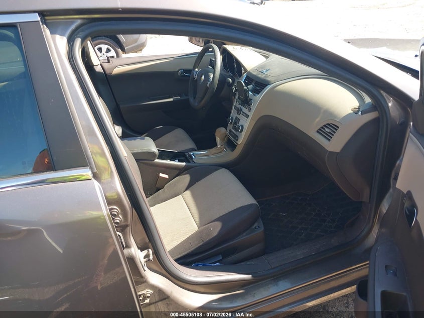 2011 CHEVROLET MALIBU auction photo 5