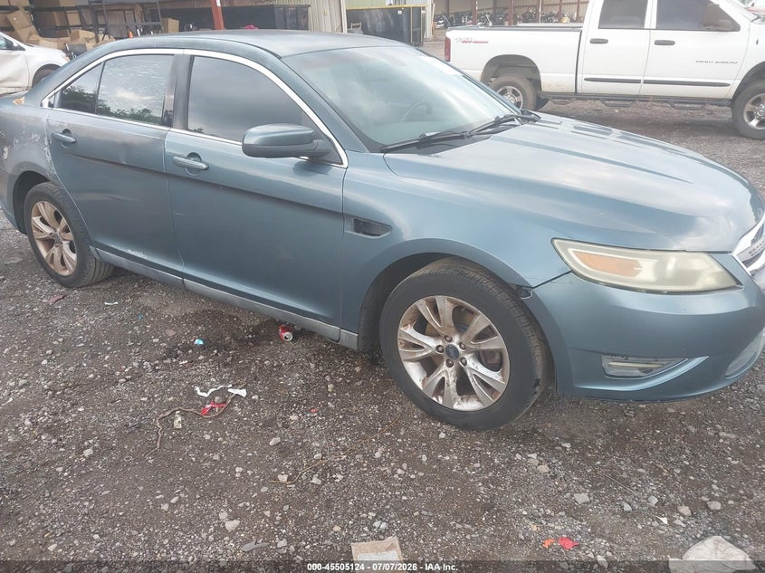 2010 Ford Taurus