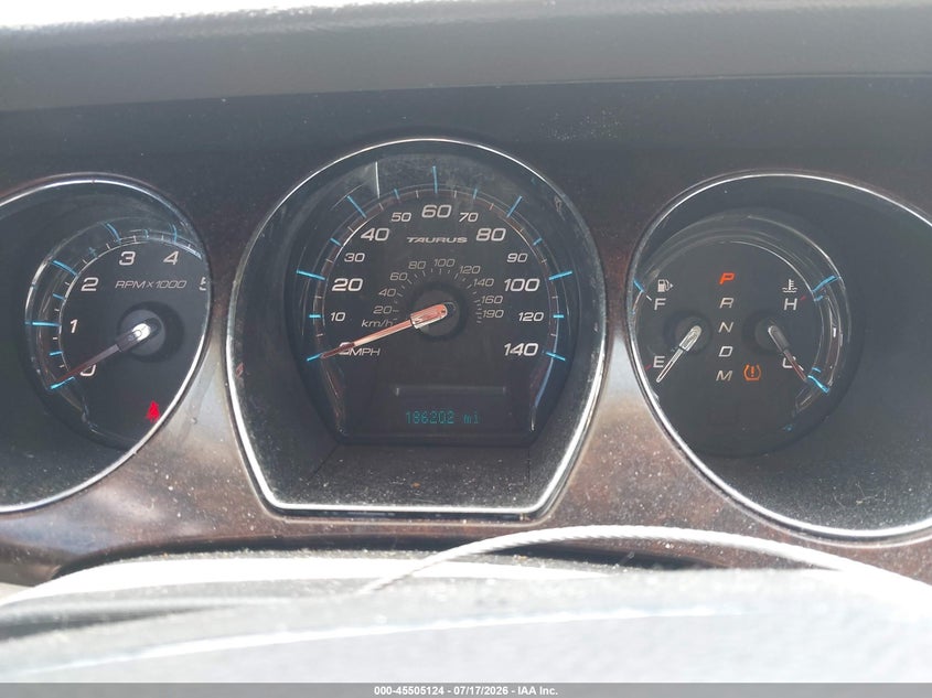 2010 FORD TAURUS auction photo 7