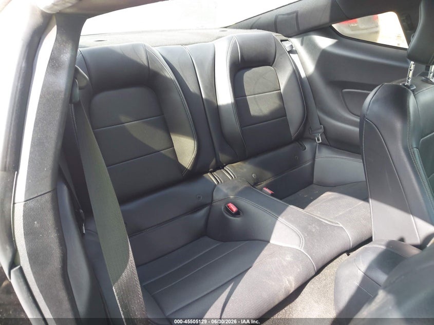 2015 FORD MUSTANG auction photo 8