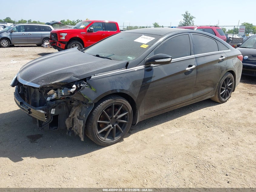 2013 HYUNDAI SONATA auction photo 2
