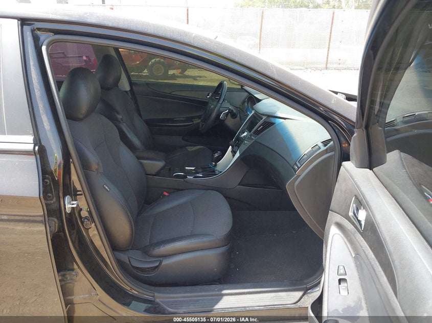 2013 HYUNDAI SONATA auction photo 5
