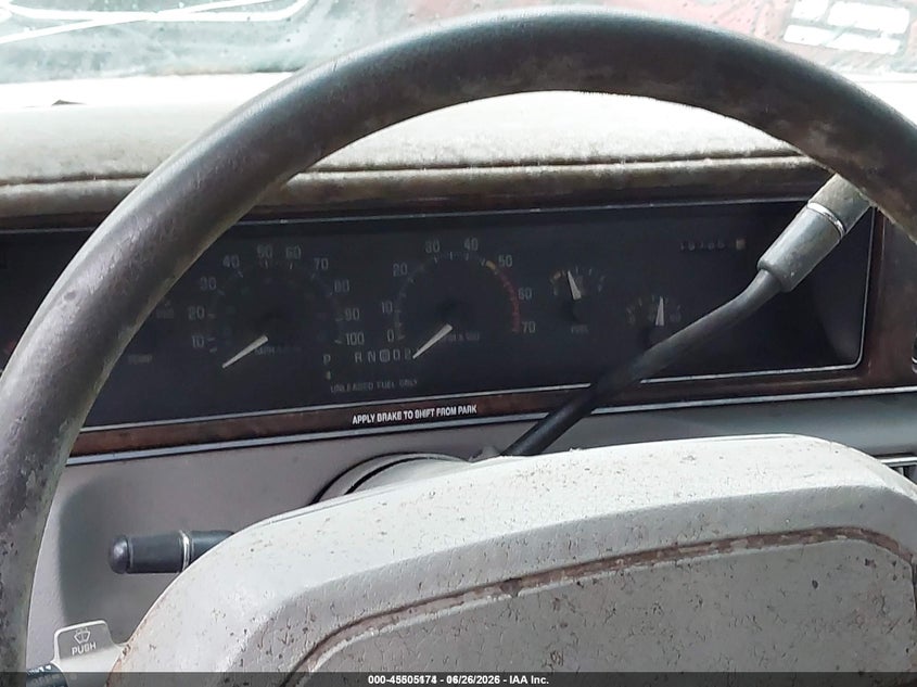 1992 Buick Roadmaster VIN: 1G4BN5377NR440652 Lot: 45505174