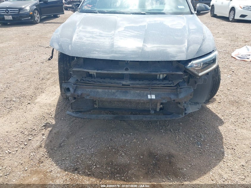 2019 VOLKSWAGEN JETTA GLI auction photo 6