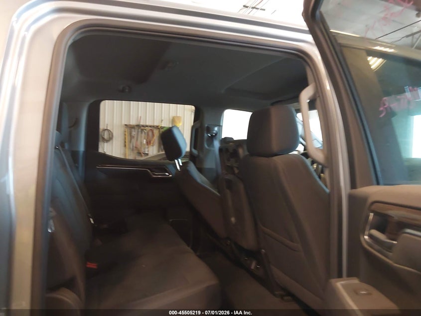 2025 CHEVROLET SILVERADO 1500 auction photo 8