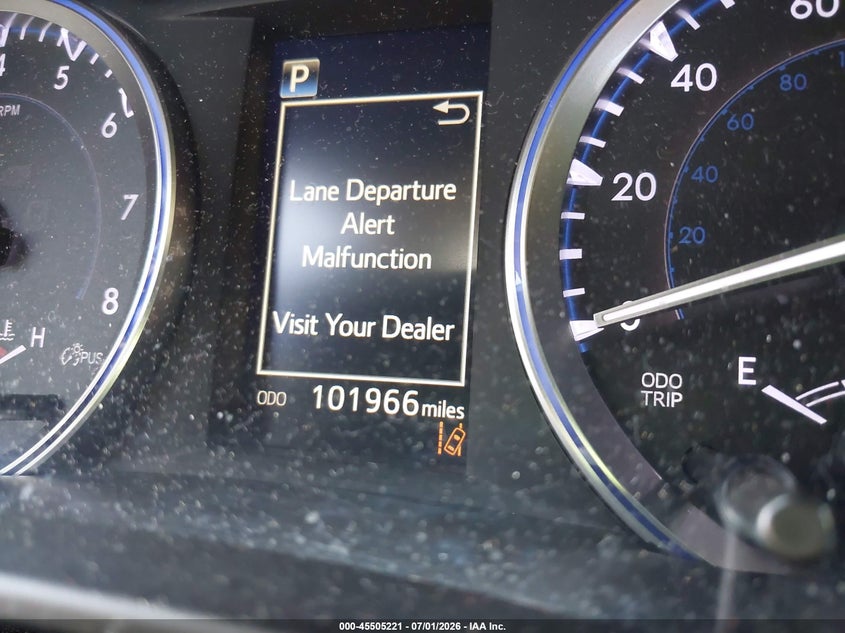 2017 TOYOTA HIGHLANDER auction photo 7