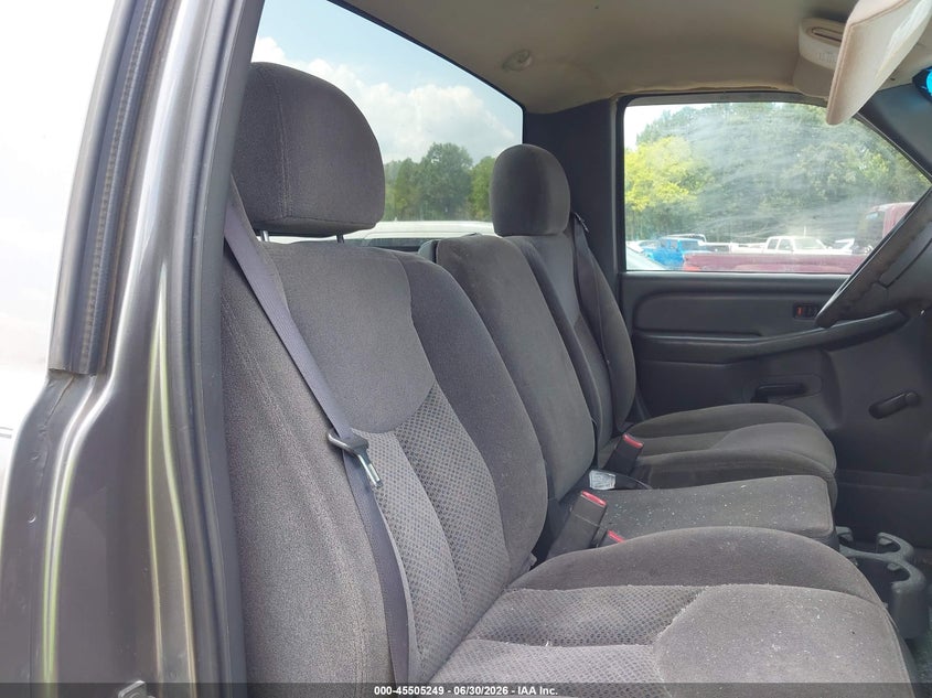 2006 CHEVROLET SILVERADO TRUCK 4.8L V-8 285HP