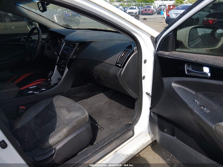 2013 HYUNDAI SONATA SEDAN 2.4L I-4 DI, DOHC, VVT, 190HP