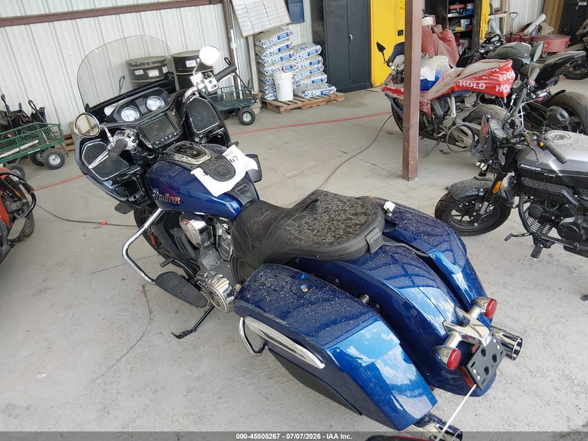 2022 INDIAN MOTORCYCLE CO. PURSUIT auction photo 3