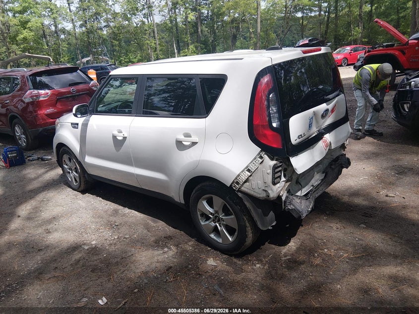 2017 KIA SOUL auction photo 3