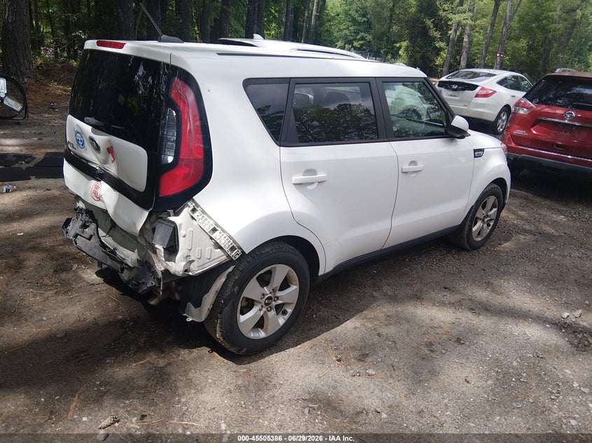 2017 KIA SOUL auction photo 4