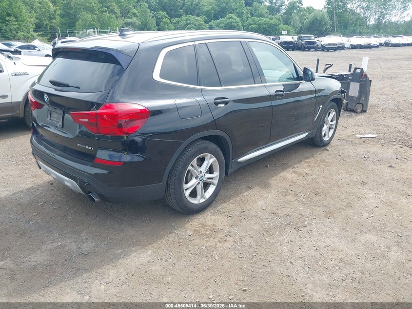 BMW X3 - zdjęcie 4