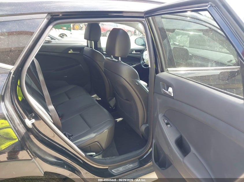 2021 HYUNDAI TUCSON auction photo 8