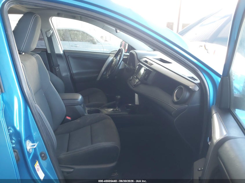 2017 TOYOTA RAV4 HYBRID auction photo 5