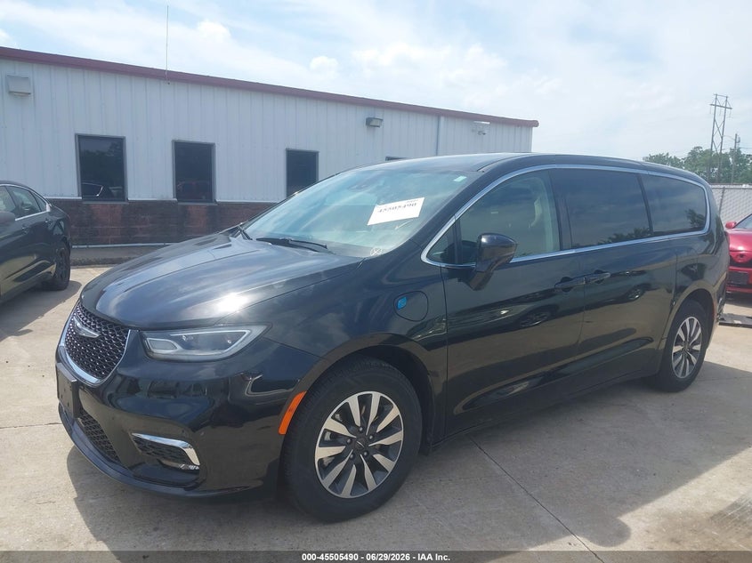 Vin: 2c4rc1l7xnr189475, lot: 46003706, chrysler pacifica 20222