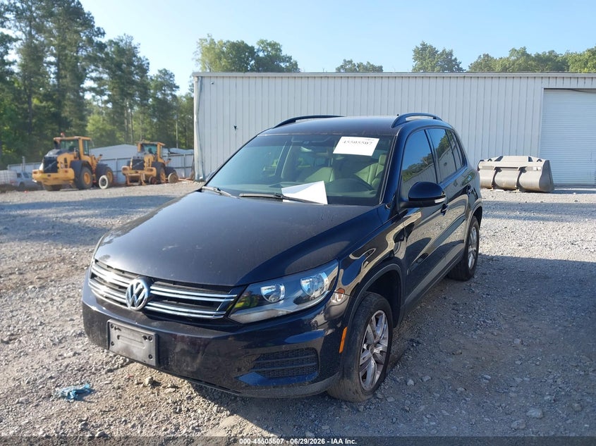 2017 Volkswagen Tiguan 2.0t/2.0t S WVGAV7AX9HK003906 photo 1