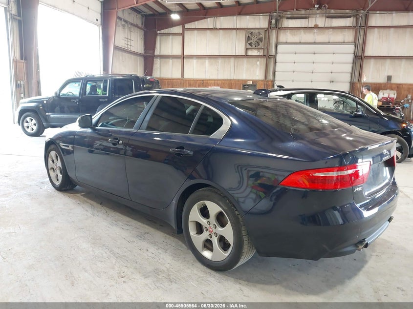 Vin: sajar4bg4ha966001, lot: 46003780, jaguar xe 25t 20173