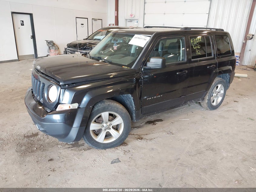 2014 Jeep Patriot Latitude 1C4NJRFB7ED726924 photo 1