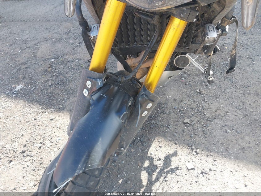YAMAHA XTZ690 2025