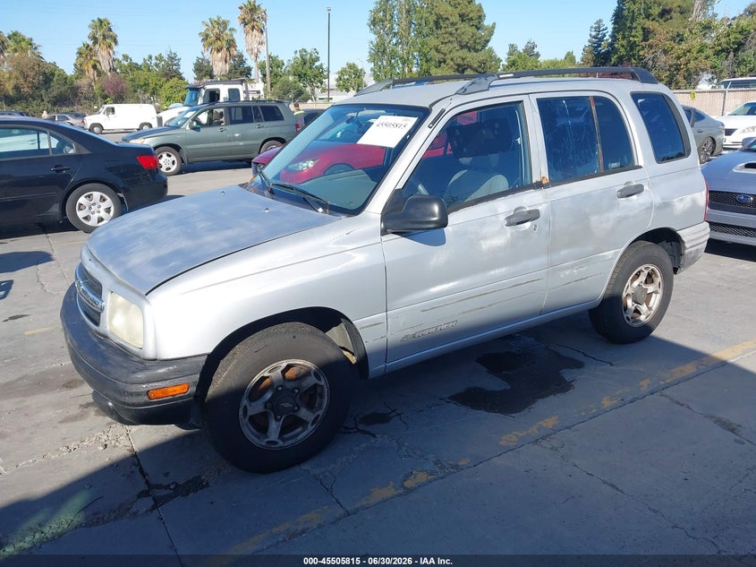 1999 CHEVROLET TRACKER auction photo 2