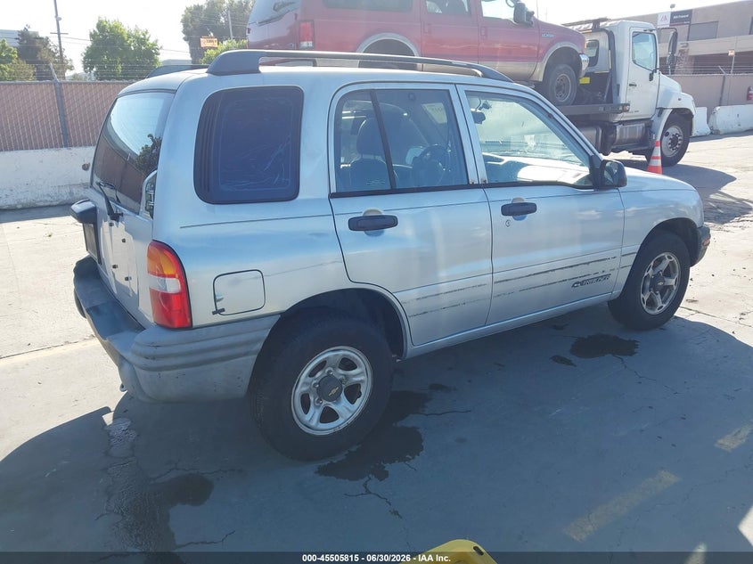 1999 CHEVROLET TRACKER auction photo 4