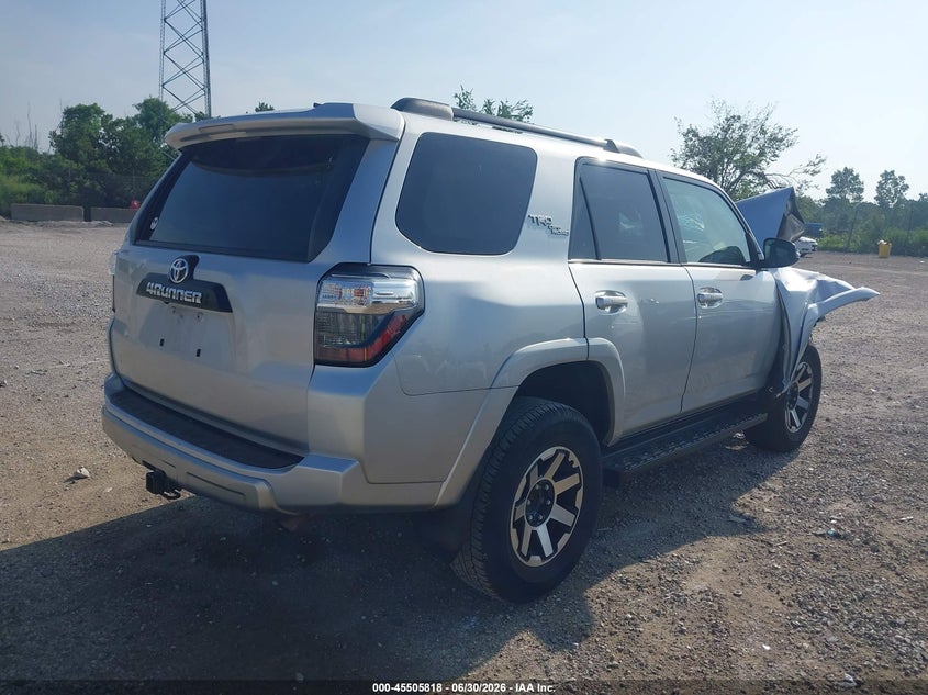 2022 TOYOTA 4RUNNER auction photo 4