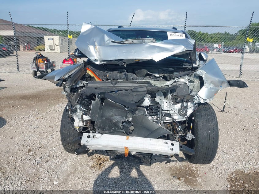 2022 TOYOTA 4RUNNER auction photo 6