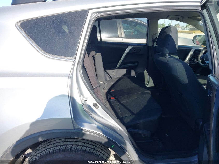 2018 TOYOTA RAV4 auction photo 8