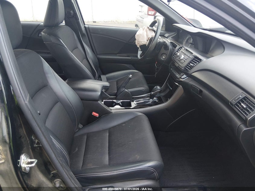 2016 HONDA ACCORD auction photo 5