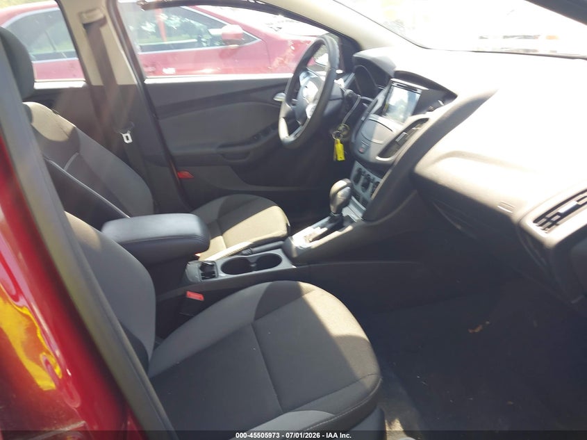 2014 FORD FOCUS auction photo 5