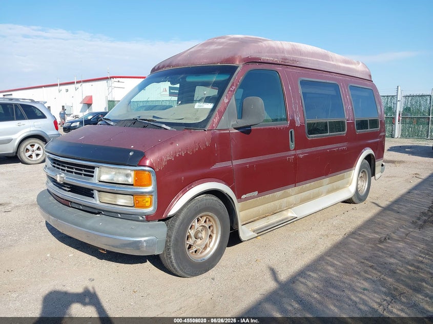 1998 CHEVROLET VAN VAN 5.7L V-8 245HP