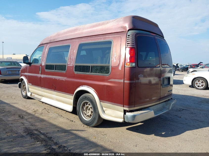 1998 CHEVROLET VAN VAN 5.7L V-8 245HP