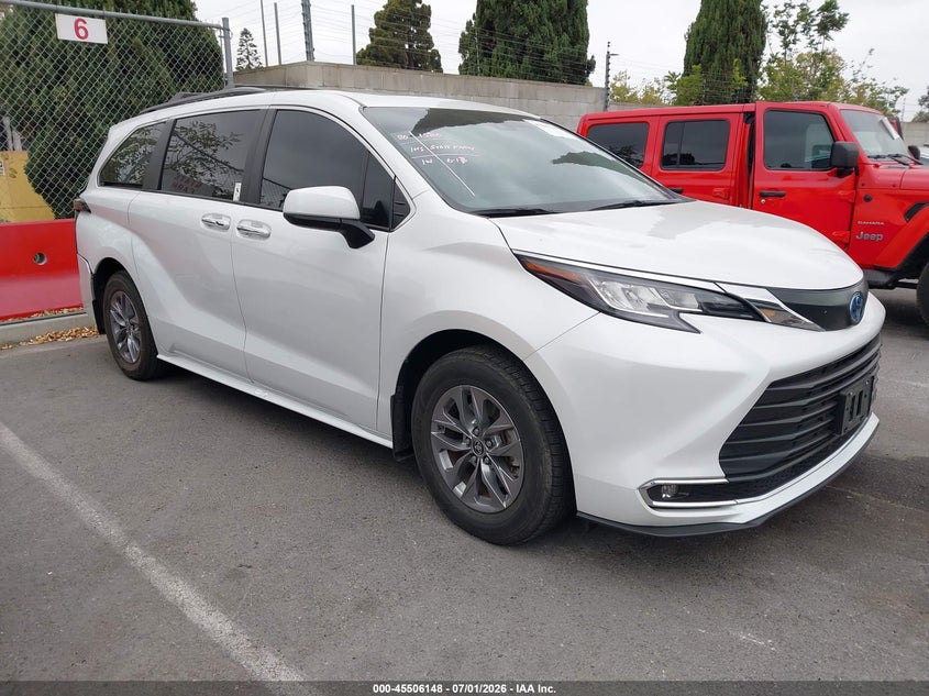 2024 Toyota Sienna