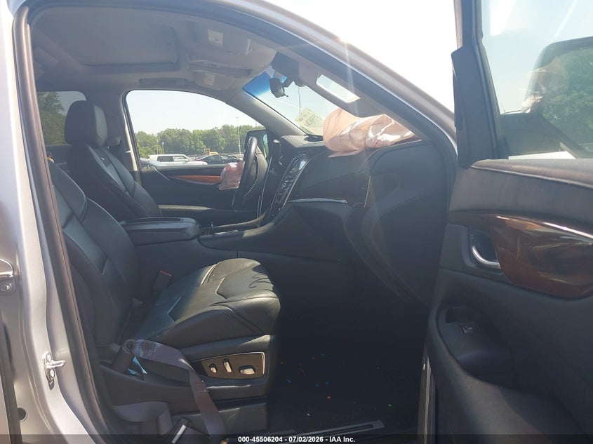 2017 CADILLAC ESCALADE ESV — zdjęcie 5