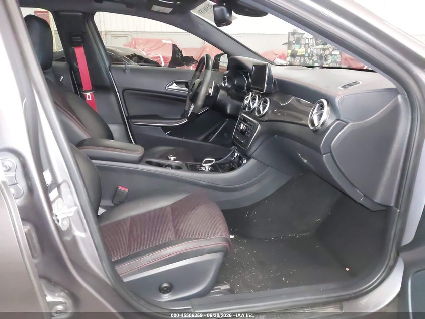 2015 MERCEDES-BENZ GLA 45 AMG auction photo 5