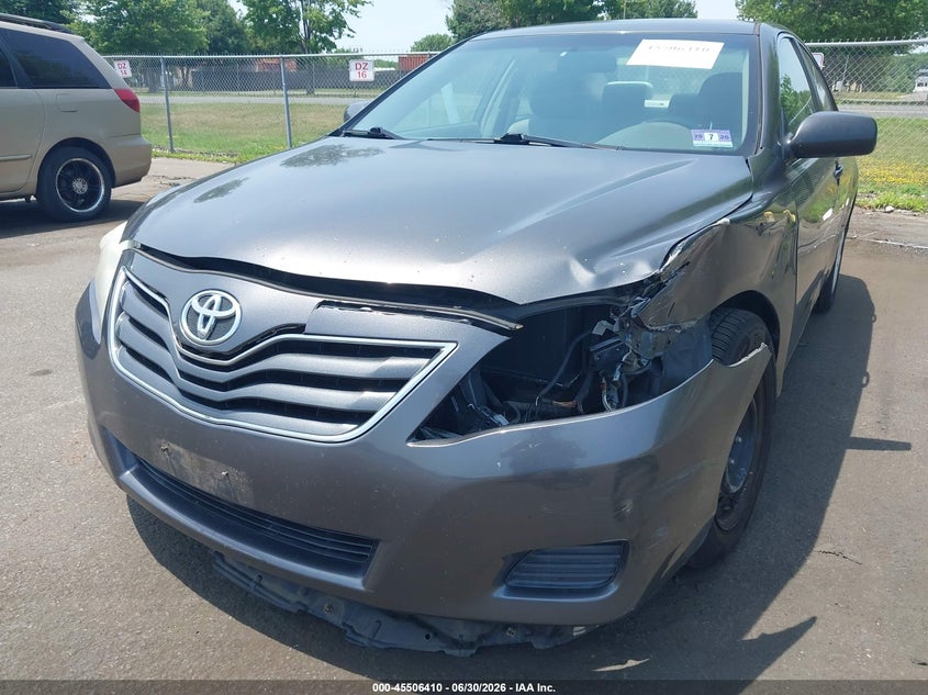 2011 TOYOTA CAMRY auction photo 6