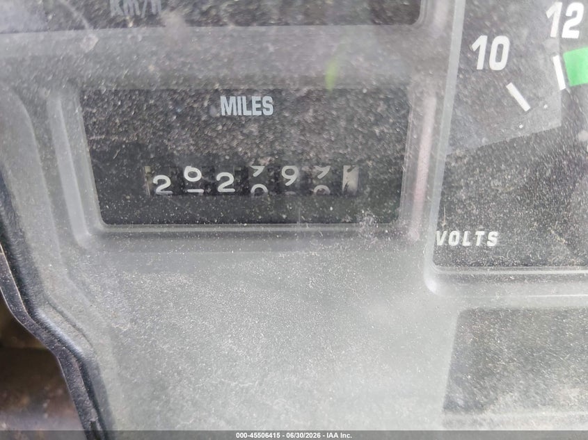 2000 INTERNATIONAL 4000 auction photo 5