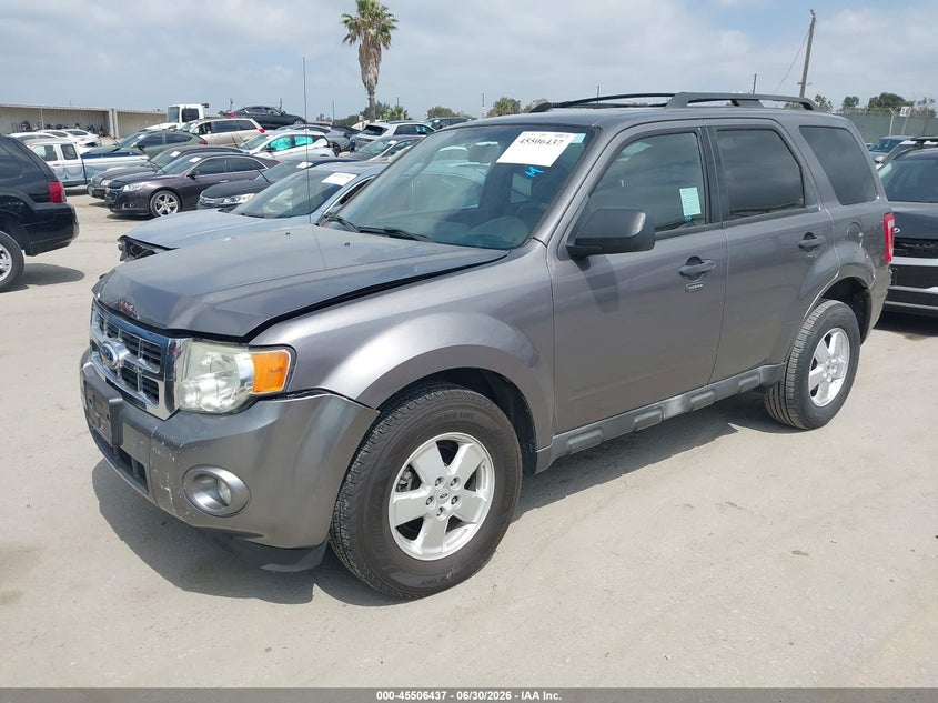 2010 Ford Escape Xlt 1FMCU0DG9AKD33114 photo 1