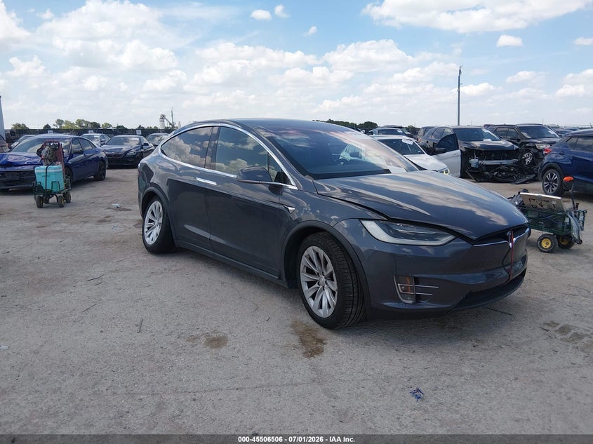 2018 TESLA MODEL X auction photo 1