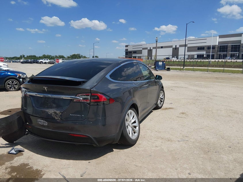 2018 TESLA MODEL X auction photo 4