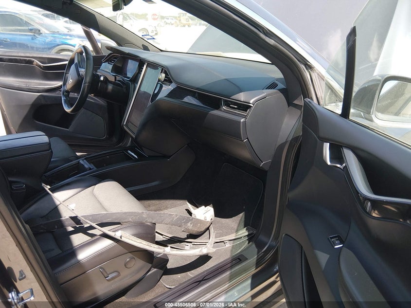 2018 TESLA MODEL X auction photo 5
